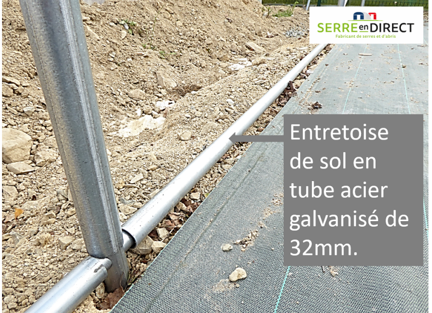entretoise de sol pour tube de serre en 32mm.