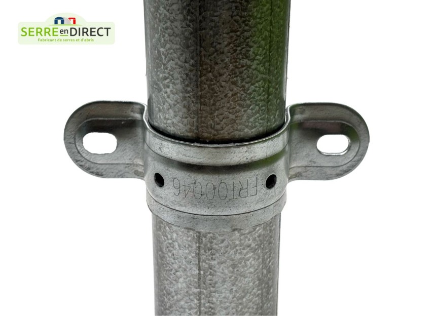 collier oméga fixé sur arceau de serre professionnelle