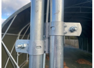 charnière renforcée pour porte de serre professionnelle