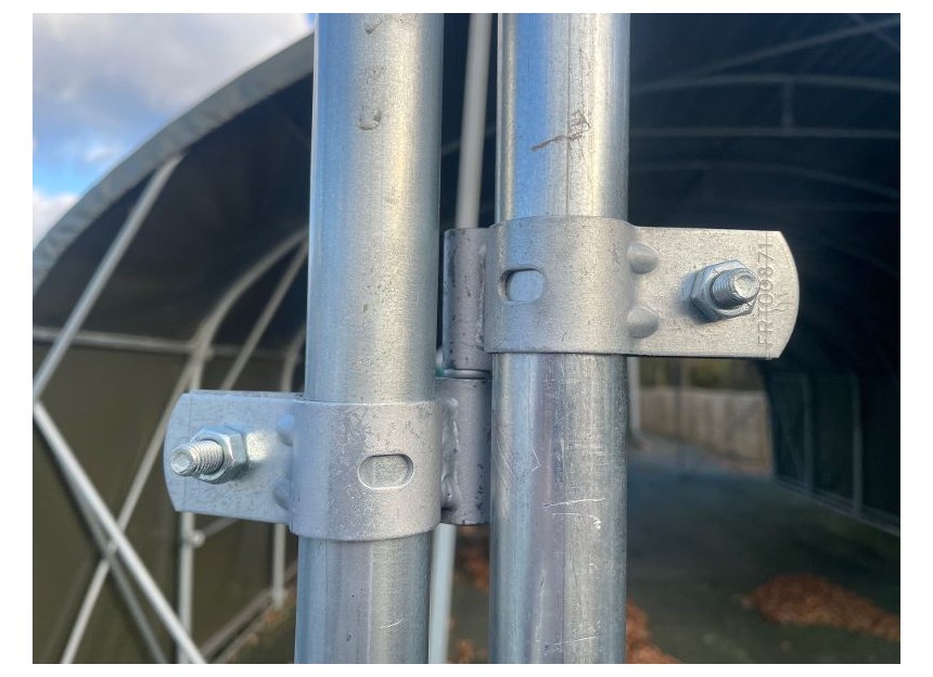 charnière renforcée pour porte de serre professionnelle