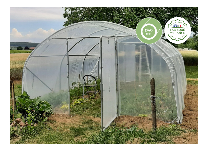 serre de jardin dolmen 400 en situation dans un jardin potager