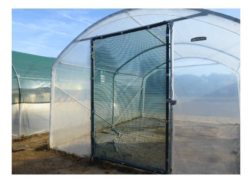 Filet brise vent porte serre