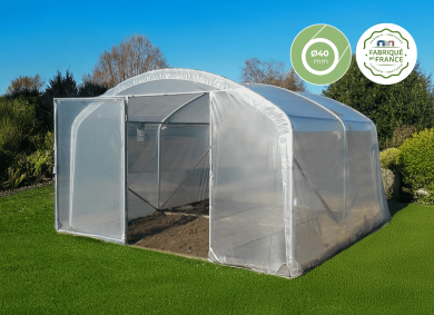 DESTOCKAGE serre de jardin...