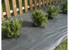 Toile de paillage 2,10 x 20 m. marron dans un jolie jardin