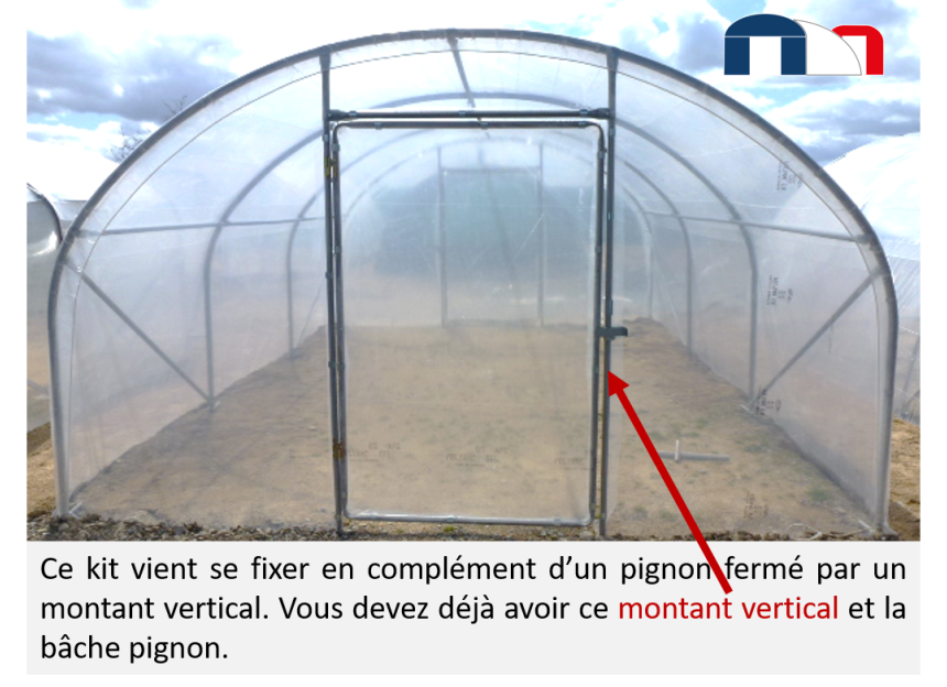 Pignon porte de serre en complément d'un pignon fermé par un montant vertical